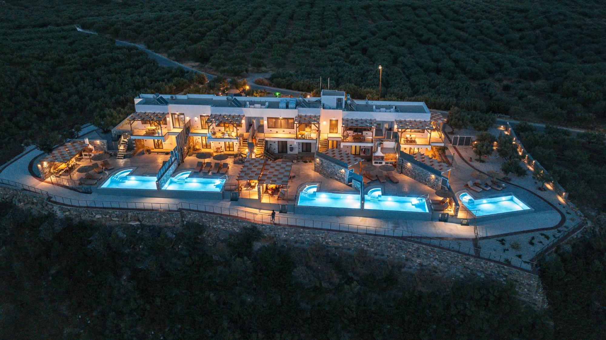 Mediterranean View Villa Makrýgialos エクステリア 写真